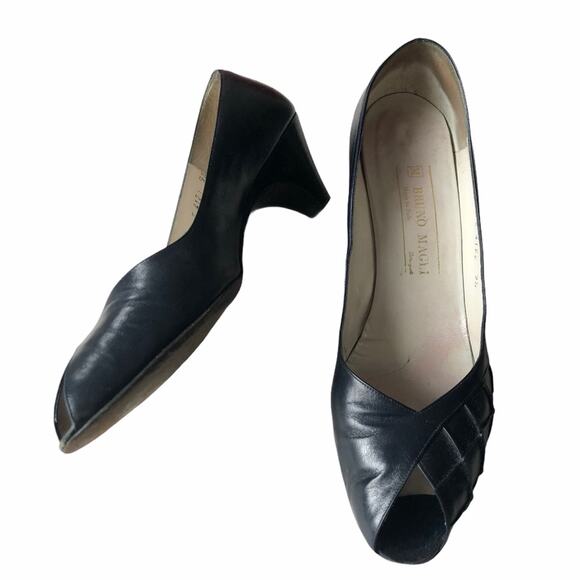 Bruno Magli Peep Toe Pump Navy 9.5 AA Vintage - Picture 1 of 16